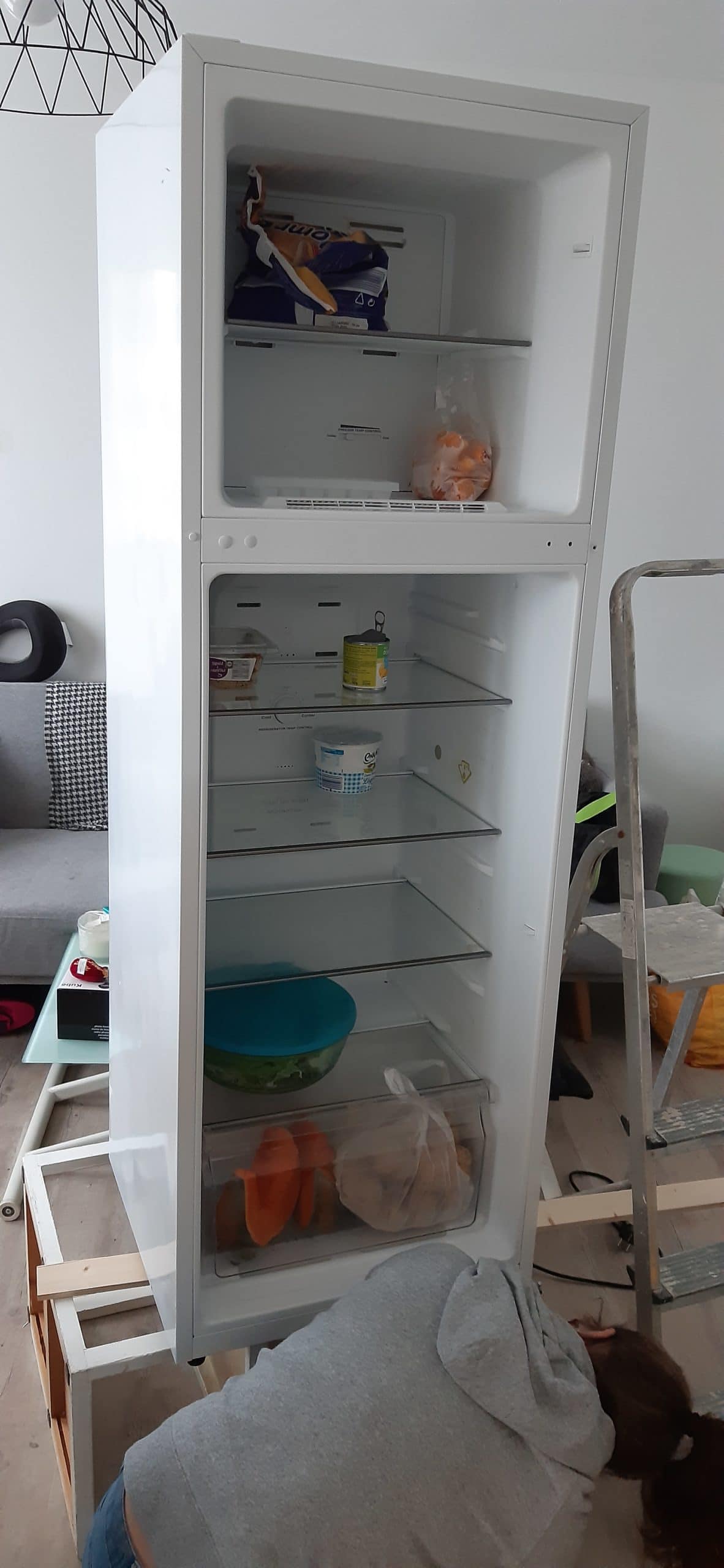 Ameublement : Changement de sens d'ouverture de portes de réfrigérateur à Rillieux la Pape
Pose de menuiseries intérieures et montage de meubles